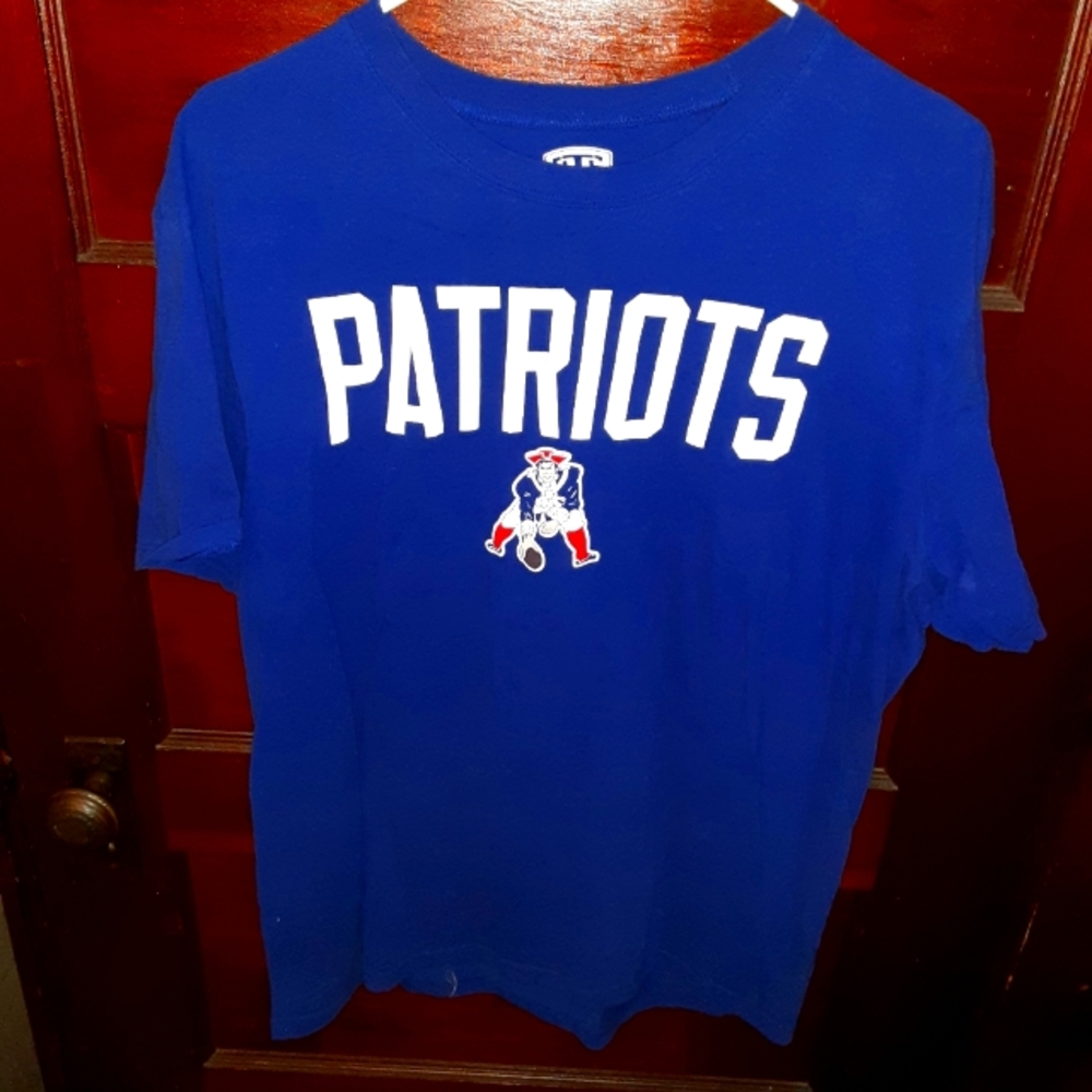 Blue New England Patriots Tshirt